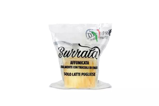 Wędzona burrata – kremowy ser w brązowej skórce, idealny do pizzy i makaronu